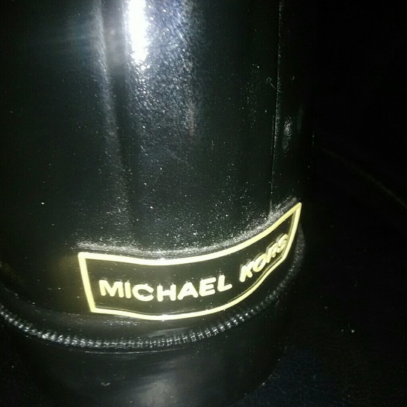 Michael Kors Women's Rain Boots - Picture 8 of 8
